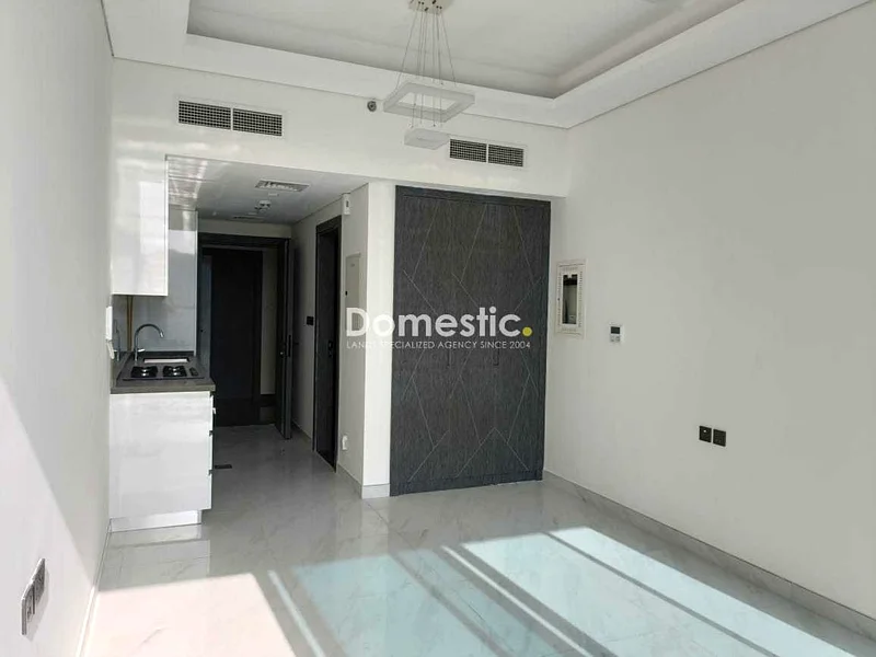 POOL VIEW | MODERN LAYOUT STUDIO |HIGH END QUALITY63766163933698111