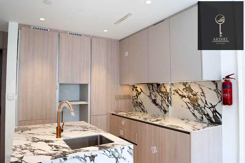 Community View | Luxury | Spacious Layout | Balcony63765382764291113