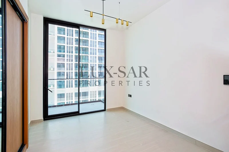 Unfurnished | Prime Location | Spacious63787388464643113