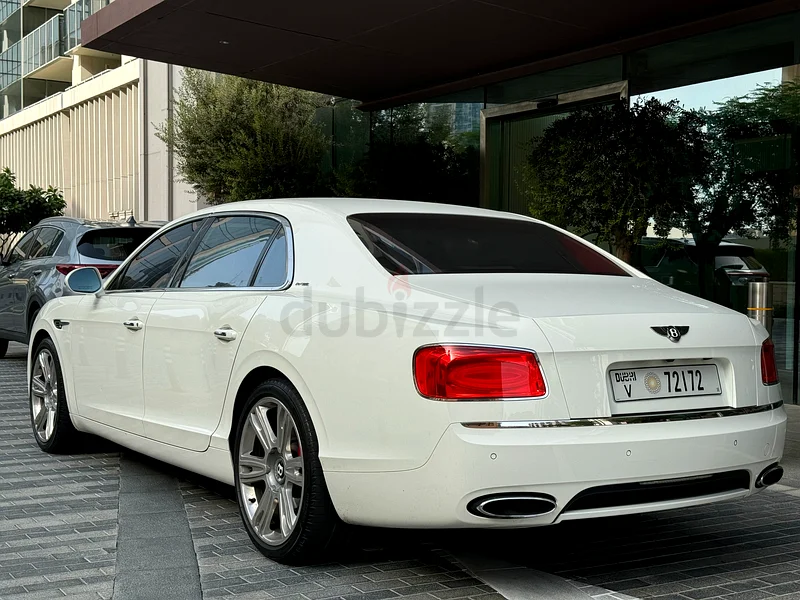 BENTLEY CONTINENTAL FLYING SPUR W12 GCC FULL OPTION NO PAINT63613736338561114