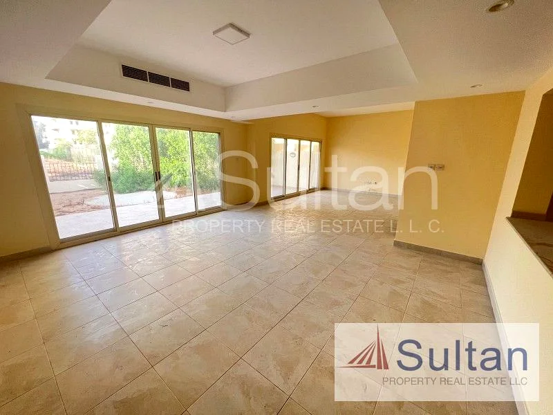 Lovely 3Bed Golf/Lagoon/Woldrof View Near To Mall63859192075905111