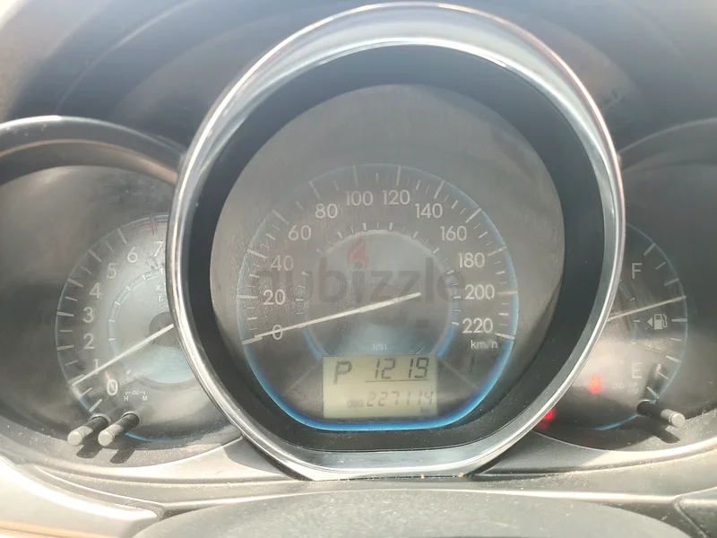 Yaris 2015 Sedan type63612448981121111