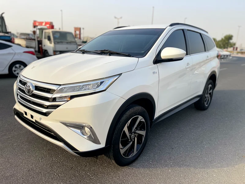 TOYOTA RUSH 2023 EX 1.5 V4 GCC SPECS63612448470275111