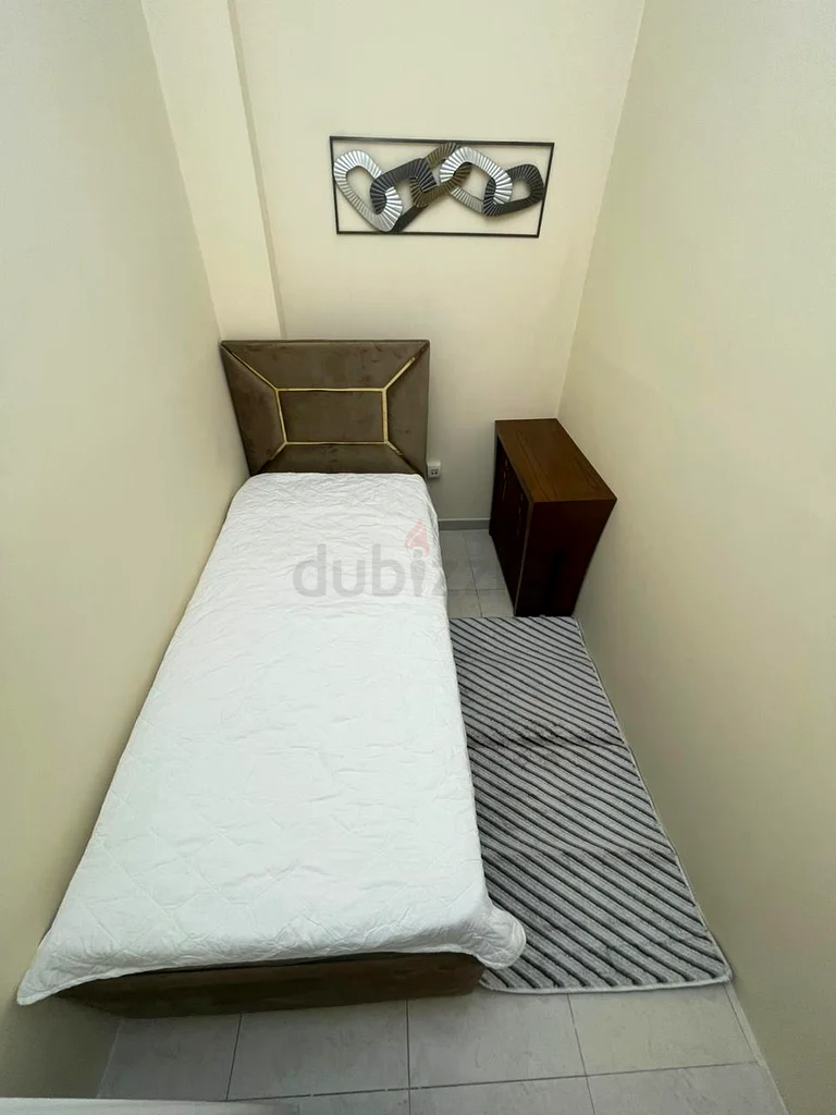 IMMEDIATE move in. For single Executive63624879763202112