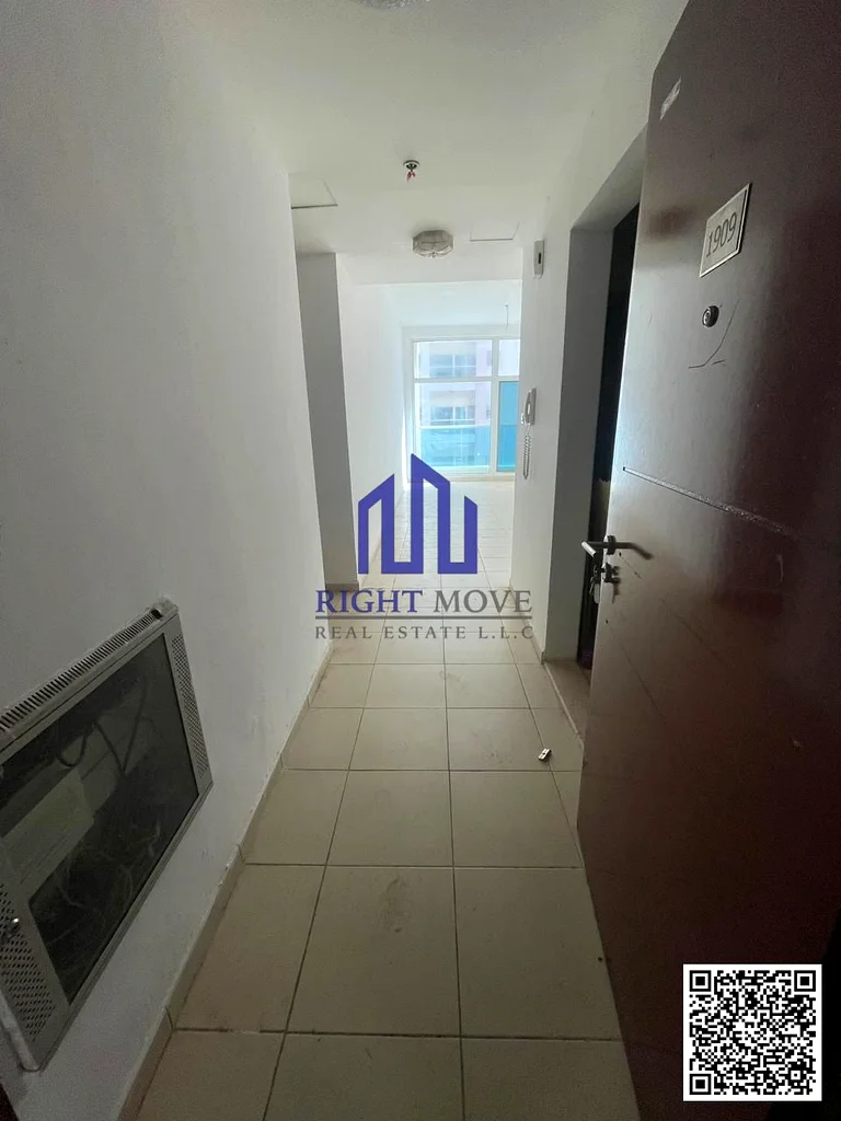 BIG SIZE 2BHK | HIGH FLOOR | WITH PARKING AVAILABLE FOR SALE63867666854913110