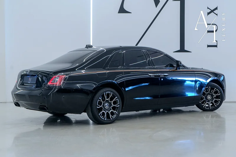 2024 Rolls Royce Ghost Black Badge, 2029 Rolls Royce Warranty + Service Pack, Very Low Kms, GCC63612065582083113