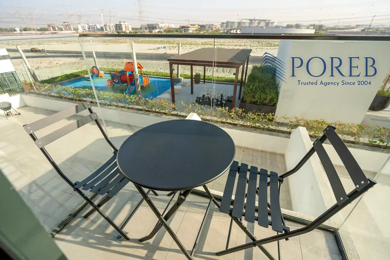 Fully furnished | Pool view | 4 cheques63804343911171114