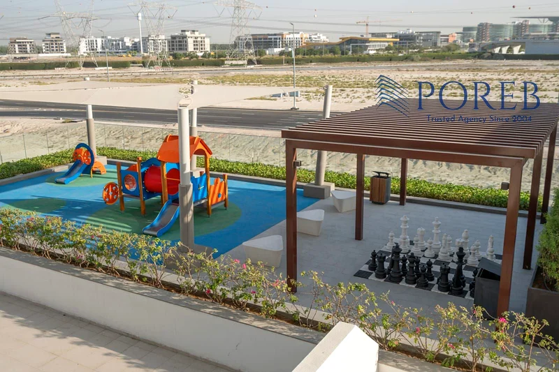Fully furnished | Pool view | 4 cheques63804343911171113
