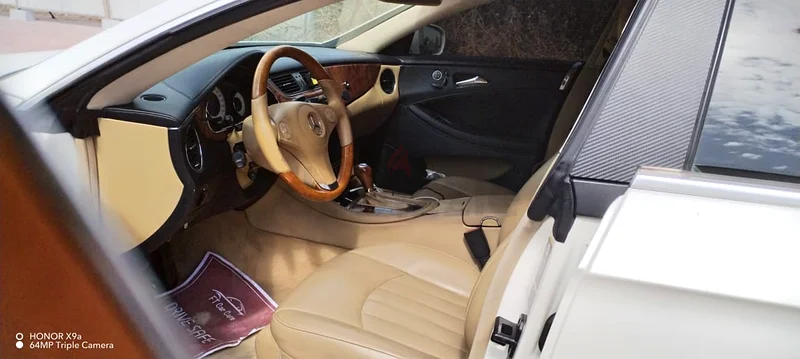 Mercedes Benz CLS 350  2009 MODEL63613738202371113