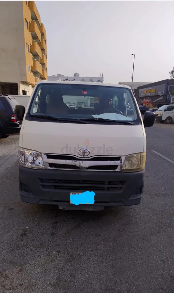 2013 Model Toyota Hiace, Good Condition, Perfect Inside and Out, Ready to use.636124485670421121