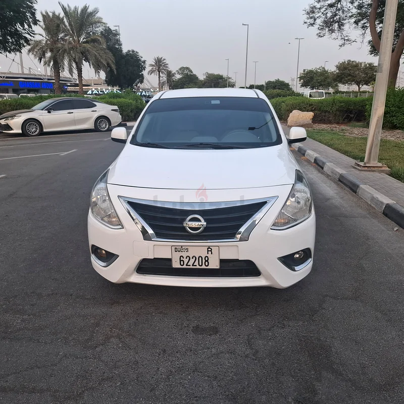 Nissan sunny GCC full options 202063612796043907111