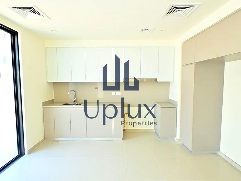 تصميم واسع | جديد بالكامل | موقع متميز63806287945731110
