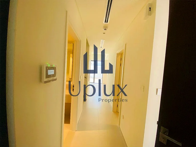 تصميم واسع | جديد بالكامل | موقع متميز63806287945731114