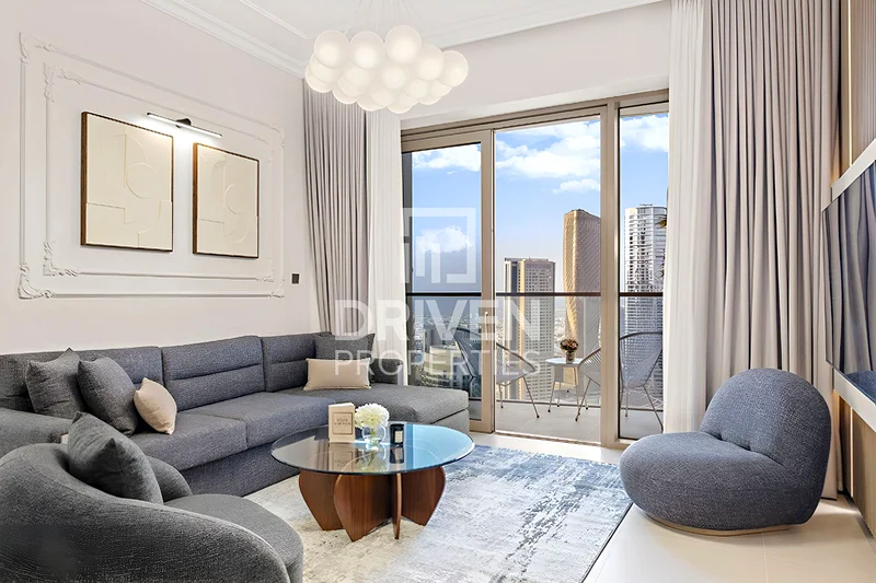 Opulent and Upgraded Unit with Captivating Views63772853258499110