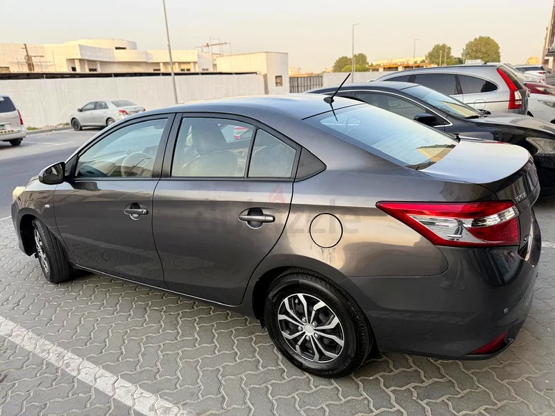 بيع عاجل – تويوتا ياريس 201563612448946434111