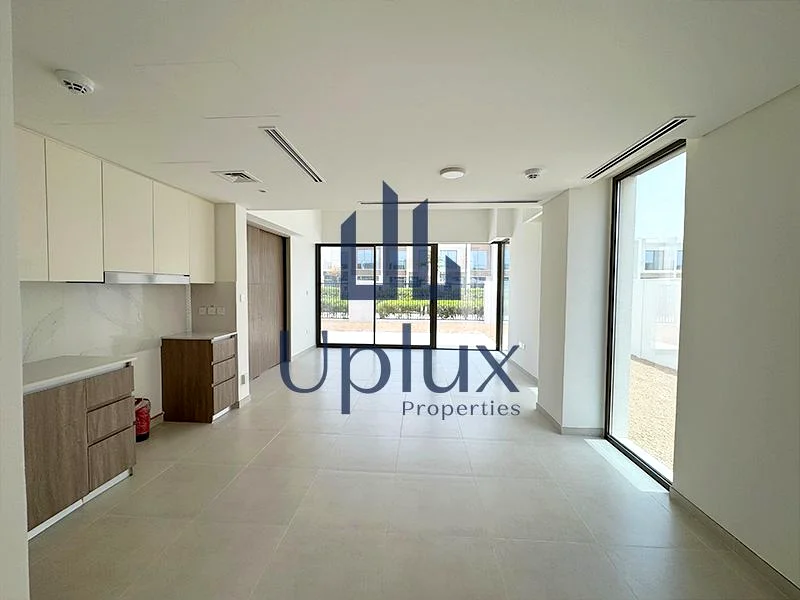 Single Row | Corner Unit | Unfurnished63807792590850111