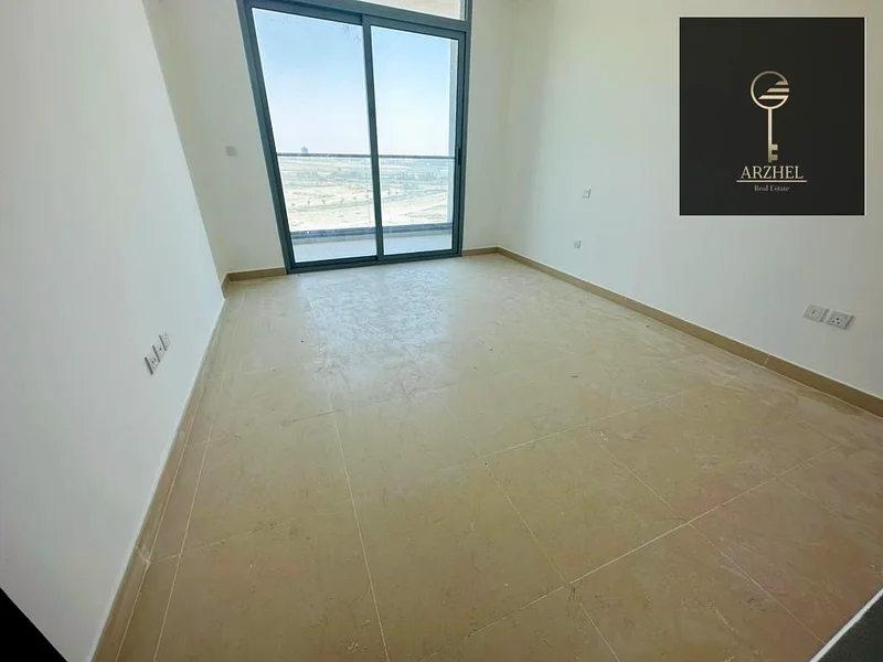 تصميم واسع | شاغرة وجاهزة | طابق عالي | غرفة نوم واحدة63764688216451114