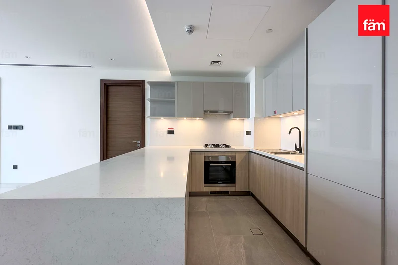 Burj Khalifa view 3BR+M | Vacant | High floor64018070834561114