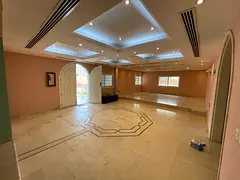 Villa for rent in Ajman, Al Hamidiya area, on the main street directly from Zayed Main Street, an ar