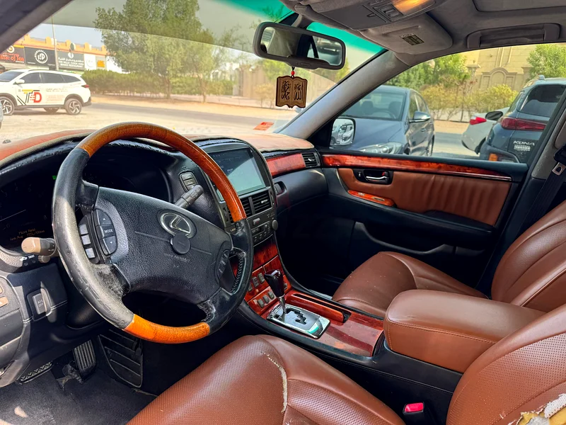 Lexus Ls 43063612073251585112