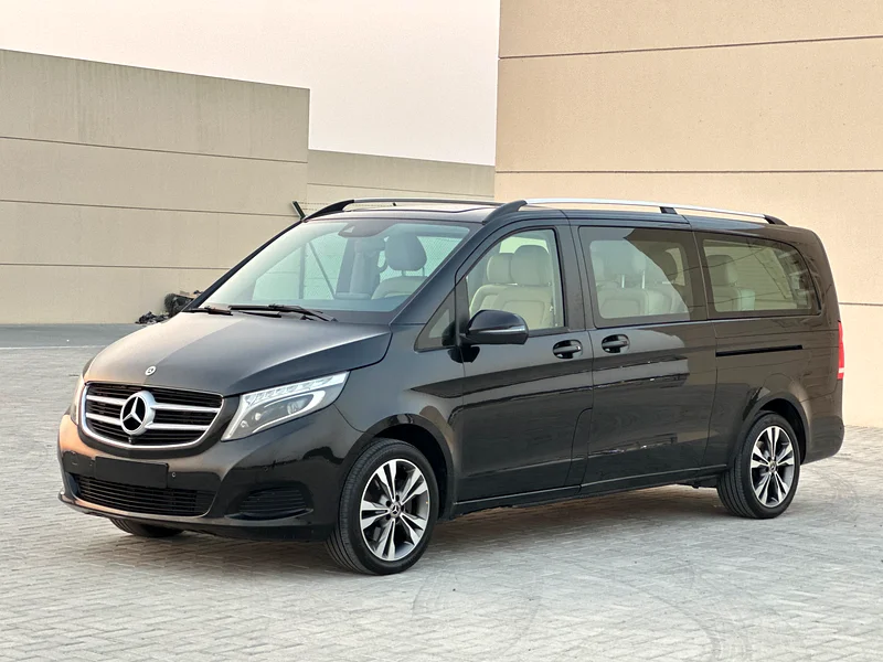 MERCEDES BENZ V250 MODEL 2018 GCC CAR PERFECT CONDITION INSIDE AND OUTSIDE63612088135169111