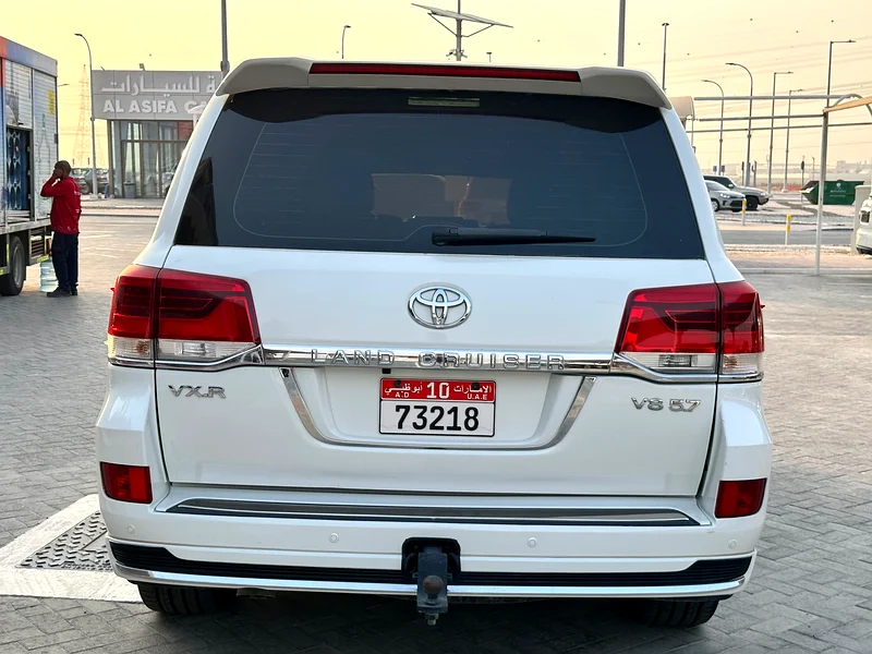 Toyota Station 2015 5.763613131542914114