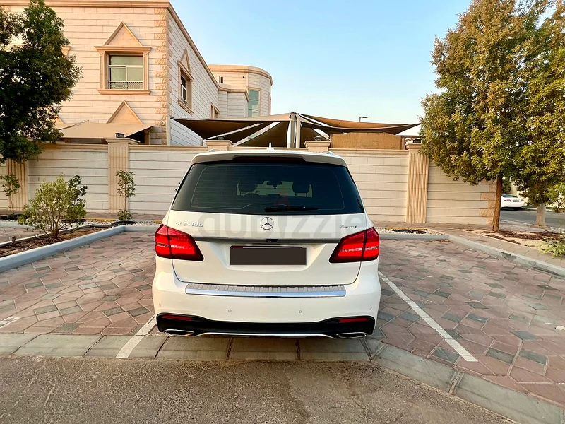 مرسيدس 400 AMG GLS توربو
Mercedes /GLS 400 / turbo 
الموديل : 2019  خليجي GCC63613462905347113