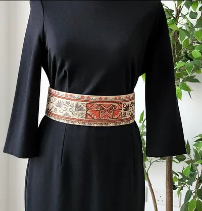 Elegant Embroidered Waist Belt for Women