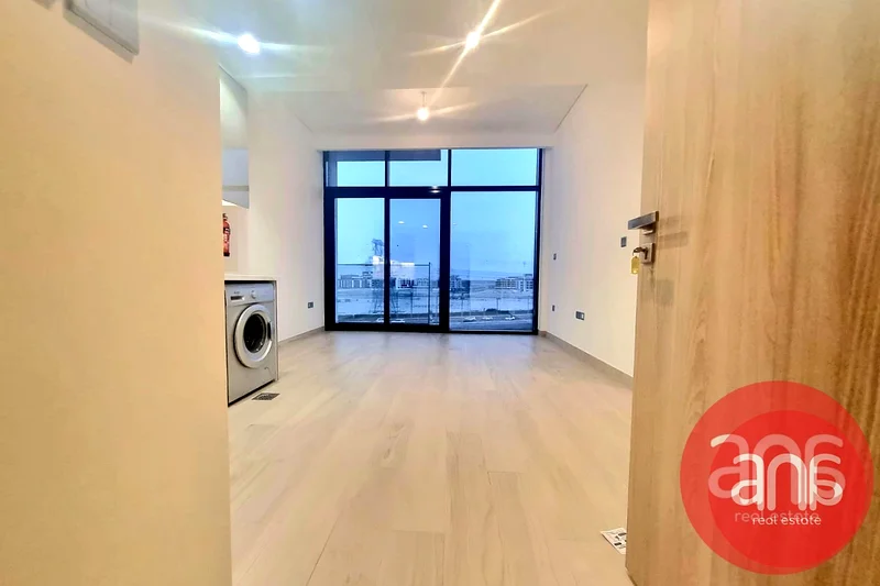 Access to Amenities | Unfurnished | ROI Potential63976364010754111