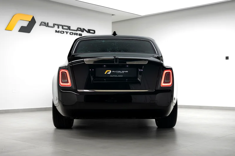 2026 ROLLS ROYCE PHANTOM EWB | GCC | MAIN DEALER WARRANTY SERVICE | VIP REAR SEATS63612065111298113