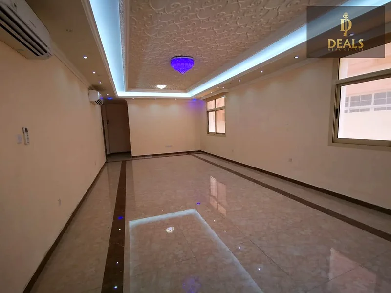 فيلا فاخرة للإيجار في قلب الروضة 2، عجمان63723288240386113
