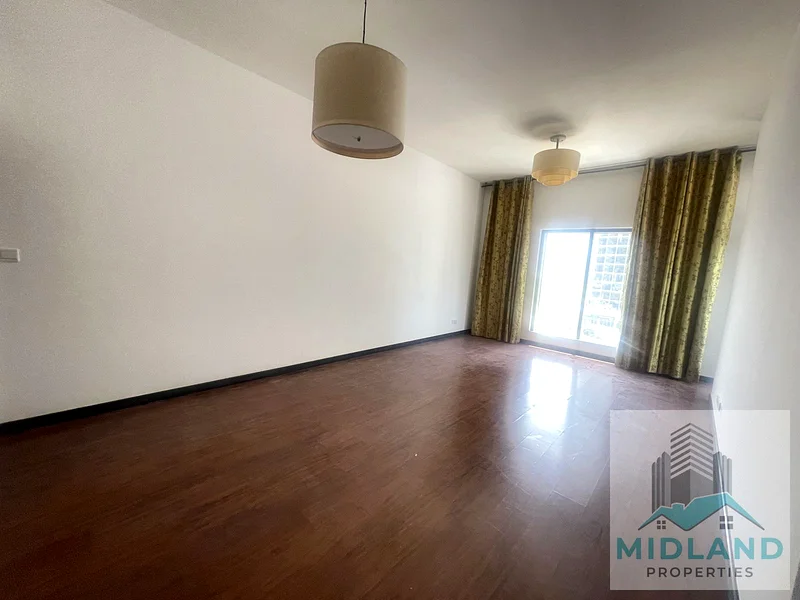 Nice & Huge | Up-graded | Un- Furnished 1 BHK | Lake View | JLT63654982886017111