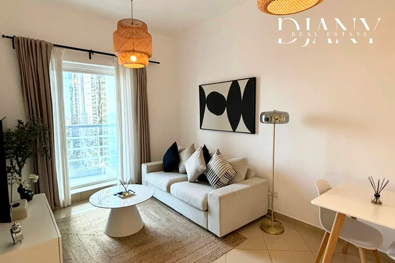 All included | Furnished | Lake view | Vacant  mid October63748964463619112