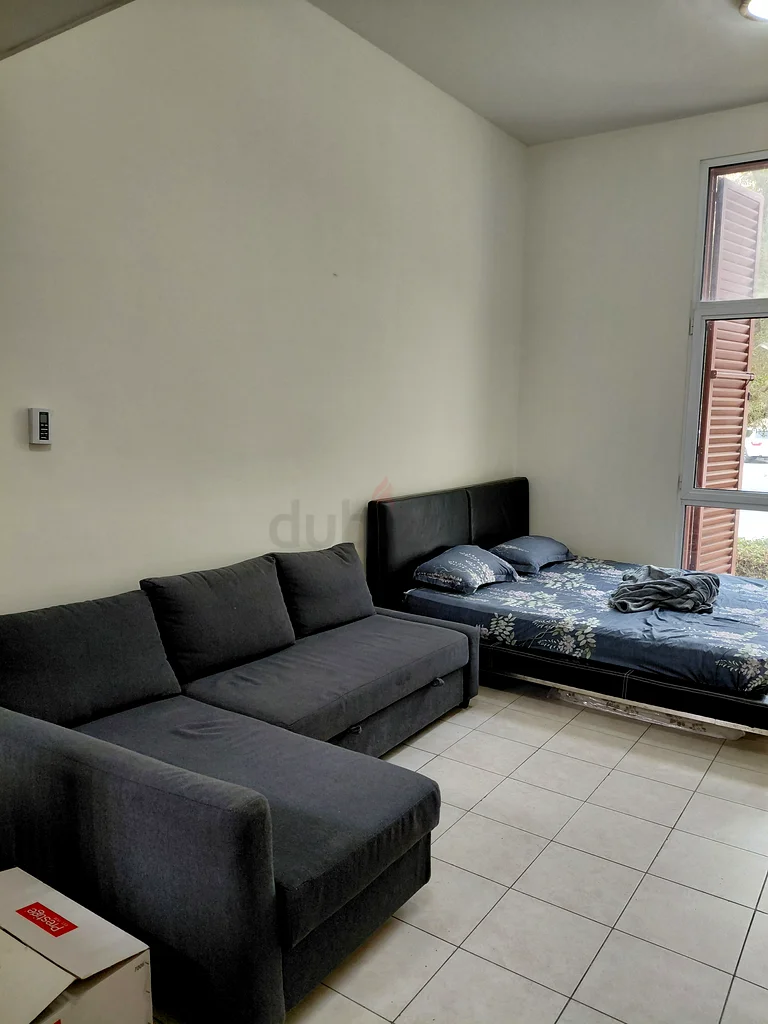 Looking for sharing partner for the Studio in Discovery Garden. Directly from onwer no commission.63797914189569113