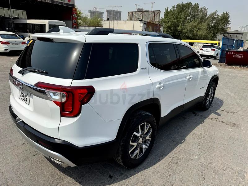 GMC أكاديا موديل 202063612057980929113