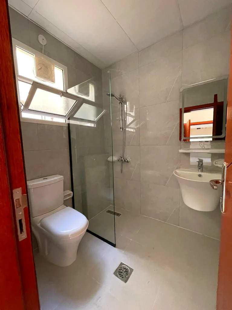 One bedroom, one hall, and two bathrooms, with the largest and most beautiful finishes in Ajman. First resident, in a very excellent location, close t63713506961921112