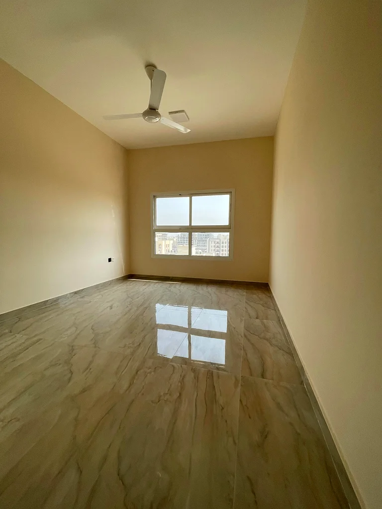 One bedroom, one hall, and two bathrooms, with the largest and most beautiful finishes in Ajman. First resident, in a very excellent location, close t63713506961921113