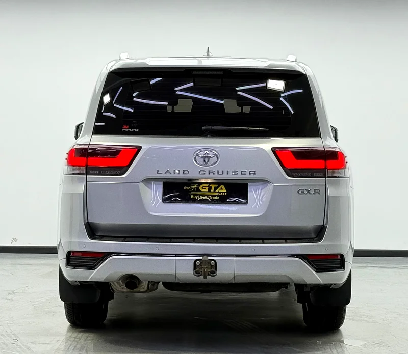 2022 Toyota Land Cruiser GXR, 2027 Toyota Warranty, 2026 Service Contract, Toyota FSH, GCC63613130104450114