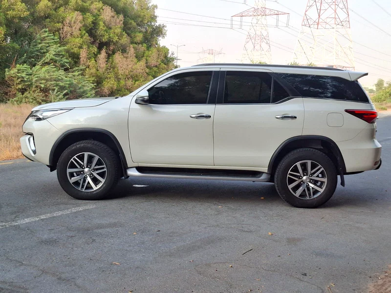 Toyota fortuner model 2019 VXR V/663613132380803113
