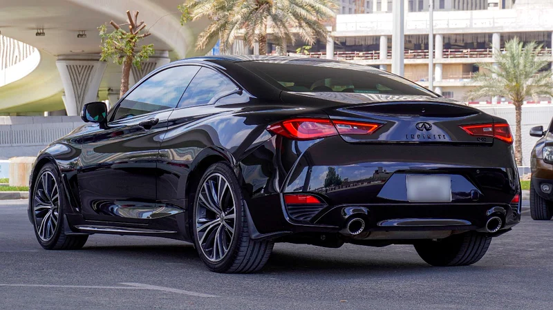 إنفينيتي Q60 3.0t بريميوم كوبيه – أسود جيت/جلد بيج، 80,000 كم، خدمة كاملة63613736416513114