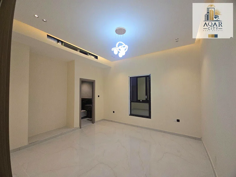For sale, a corner villa, excellent location, close to all services, freehold for all nationalities63907700844675113