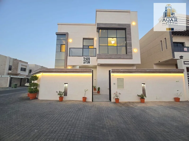 For sale, a corner villa, excellent location, close to all services, freehold for all nationalities63907700844675110