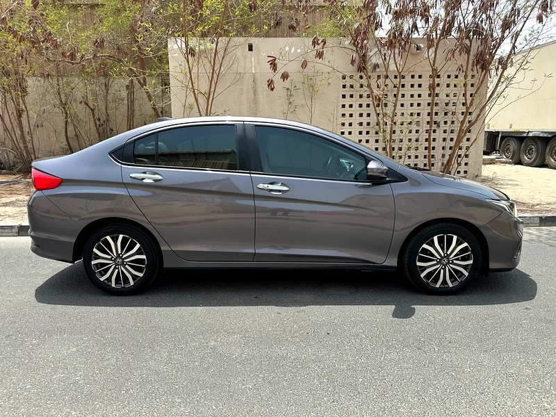 Honda City 2020 GCC full option63612063279619113