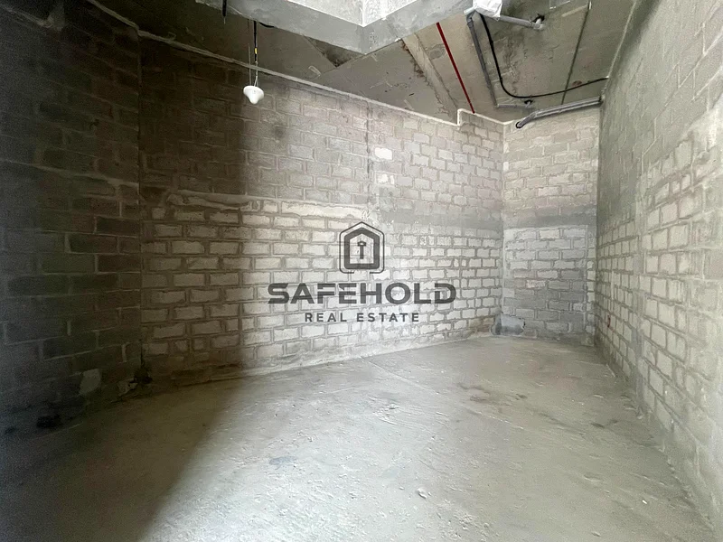Best location For Business | 2 Months Free | Chiller Free63621610568066113