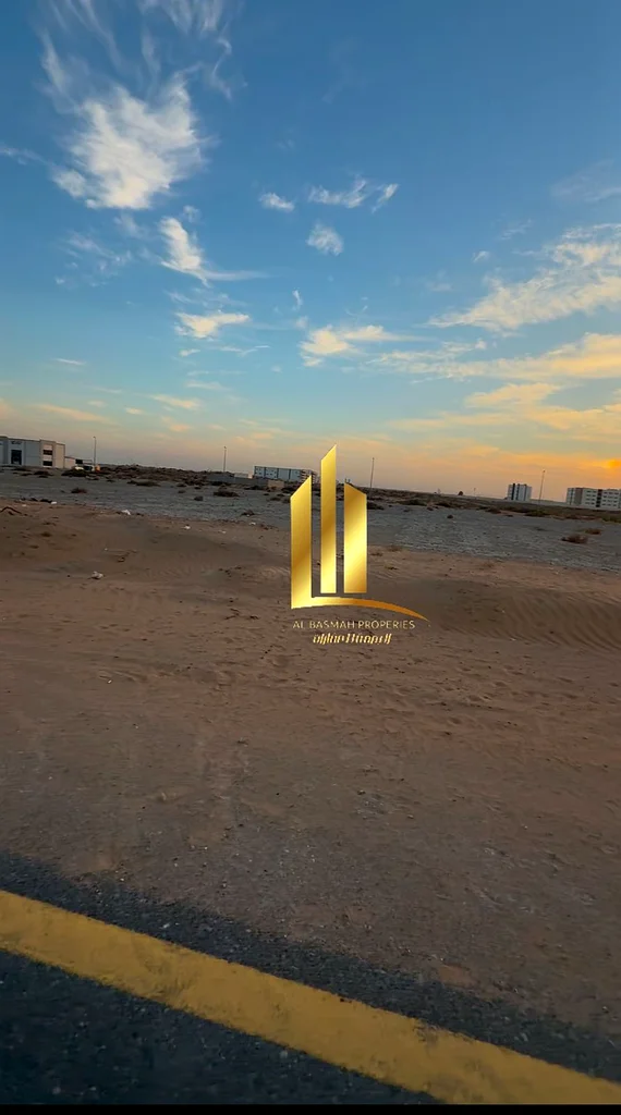 For sale, two adjacent plots of land in the Al-Saj’a Industrial Area, Al-Hanu Al-Jalil. The area of each plot is 16,145 square feet. Freehold for all63819129704706110