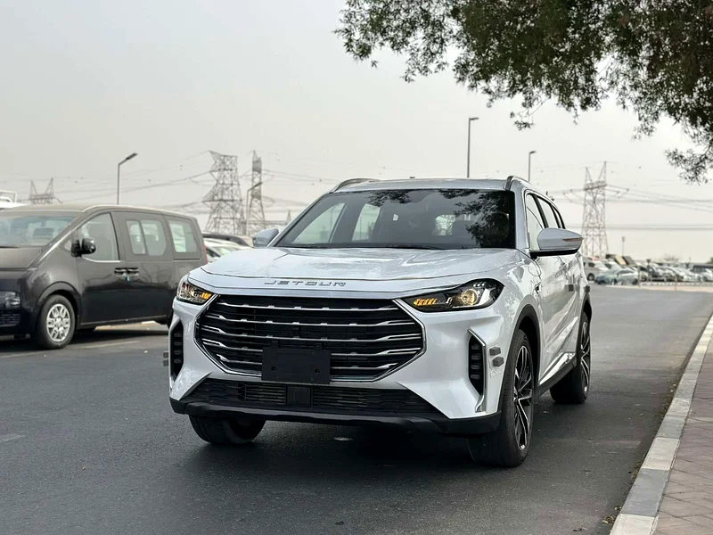 Jetour X70 Plus Luxury 2025 1.6L Turbo63612055587073111
