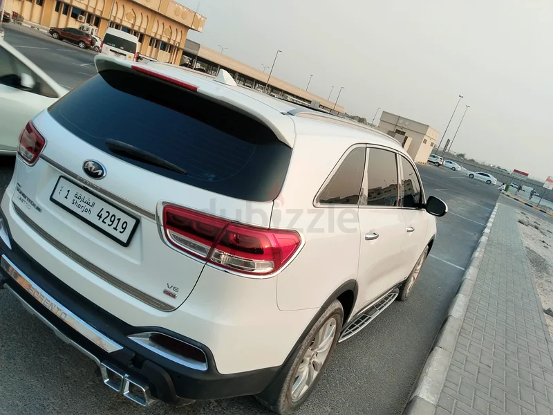 Kia sronto 2015gcc full option63612077716099113