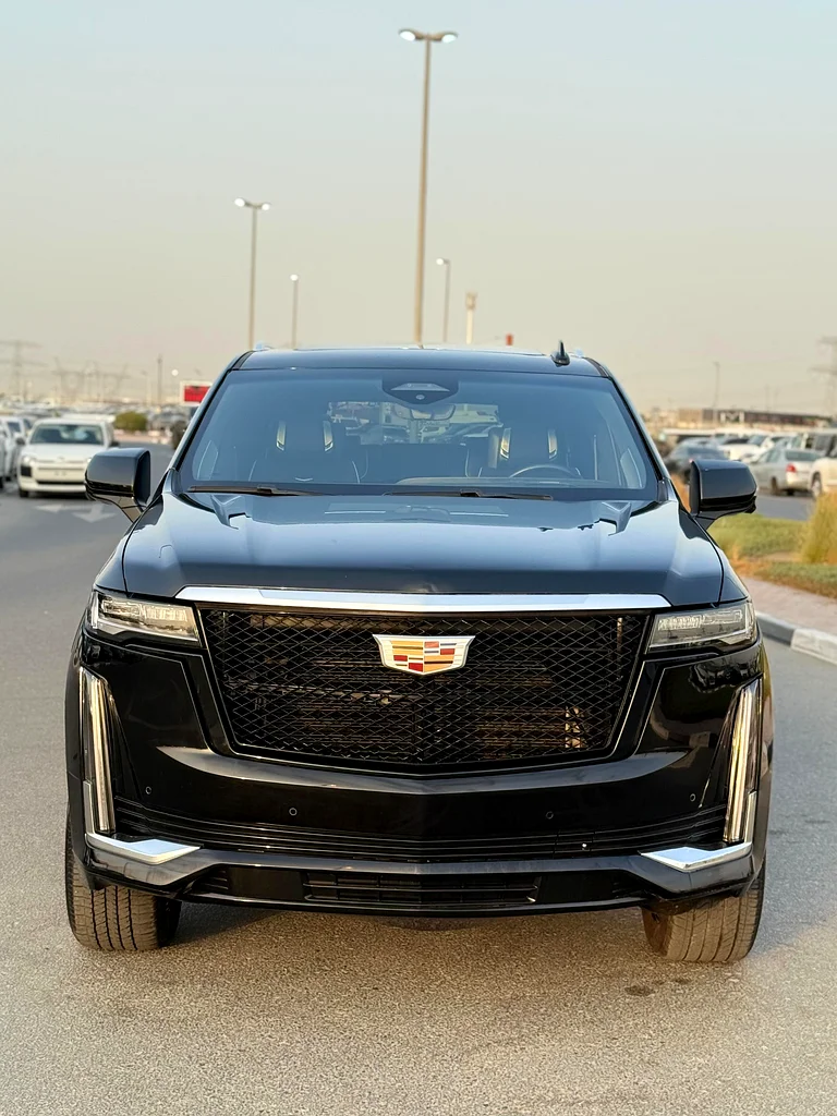 Cadillac Escalade ESV Premium Luxury  2023   Excellent Condition63612058310018111
