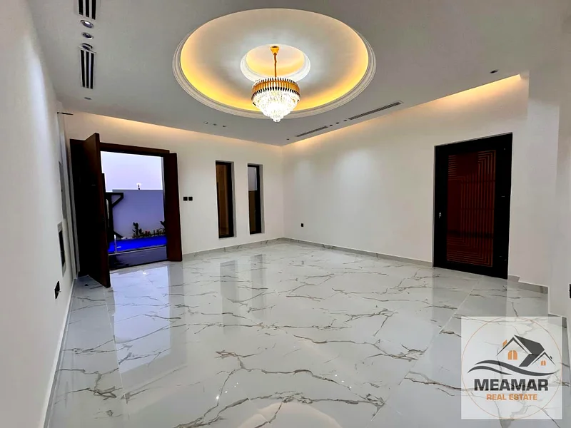 modern villa with pool include fees and freehold63907479577985113