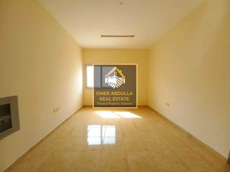 شقة مكونة من غرفة نوم واحدة متاحة للبناء العائلي63703973748354111